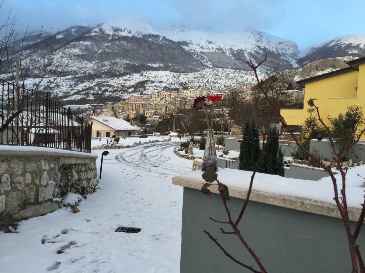 4Flats In Orto Di Venanzio Apartment บาร์ริอา ภายนอก รูปภาพ